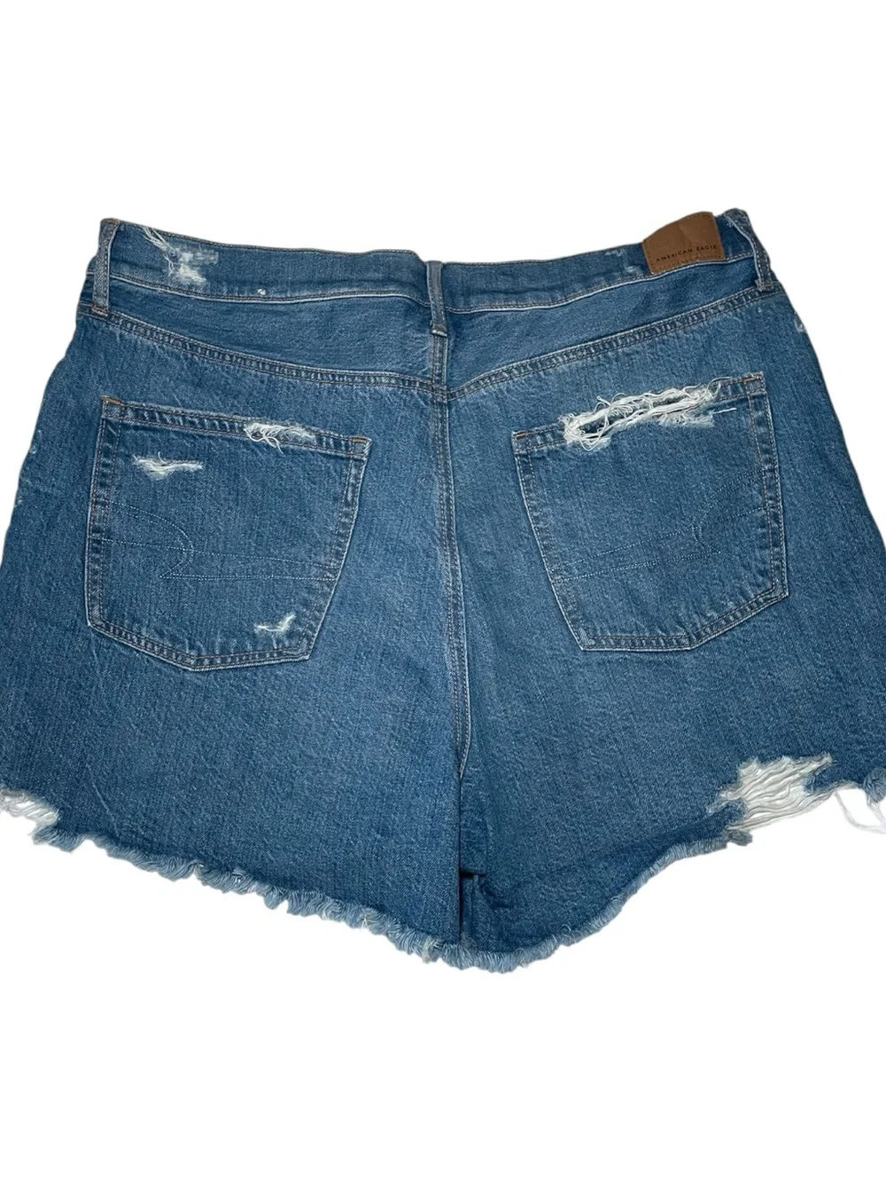💙 American Eagle Highest Rise ’90s Boyfriend Shorts 💙